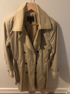 Banana Republic Beige Double-Breasted Trench Coat